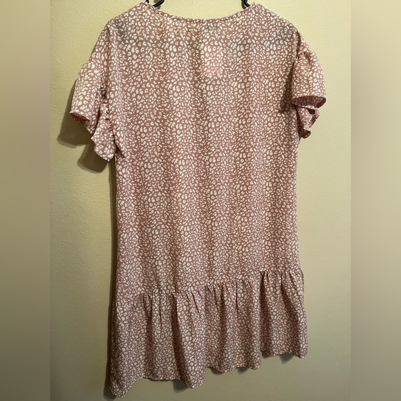 BOUTIQUE SUMMER DRESS - Picture 2 of 4